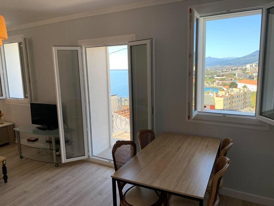 Magnifique Maison Avec Vue Mer Hauteur De Bastia Бастия Екстериор снимка